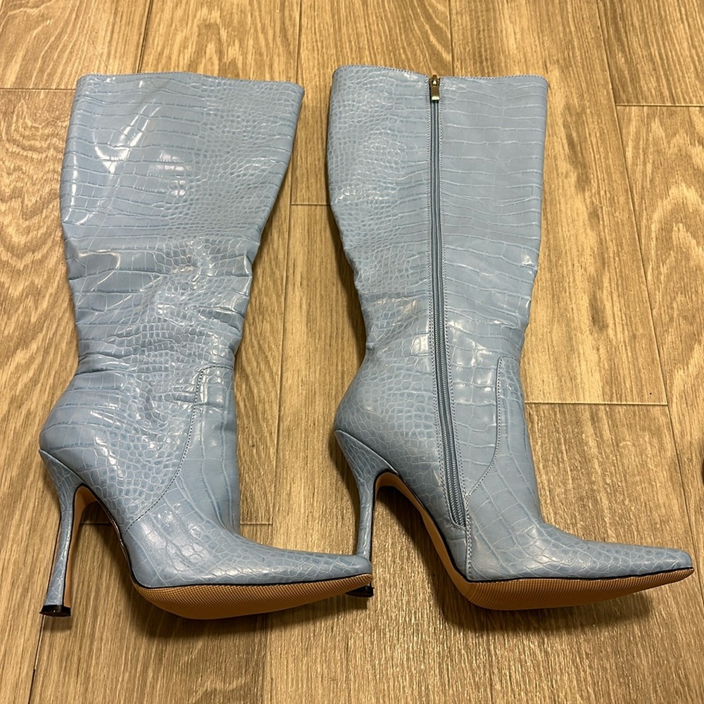 Light Blue Prettylittlething Leather High Heel Boots !!